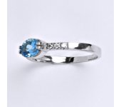 Zlatý prsten,přírodní topaz, bílé zlato 14 ct, váha 2,20 g  VR 237