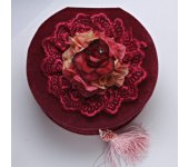 Šperkovnice na stříbrné a zlaté šperky, sametová ciklámen