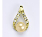 Zlatý přívěšek s přírodní lososovou perlou 8 mm, žluté zlato P 1411