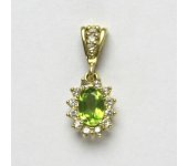 Zlatý přívěsek Kate, žluté zlato, přírodní olivín, zirkony, čiré zirkony, P 1480 