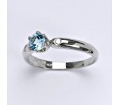 Zlatý prsten s briliantem (diamant) a topazem,bílé zlato 14 kt, váha 2,26 g ,  VLZDR048