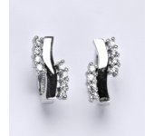 Náušnice z bílého zlata 14 karátů, syntetický zirkon, zapínání na patent, váha 5,35 g