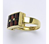 Prsten žluté zlato, přírodní granát, váha 7,02 g, vel.59   