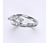 Prsten z bílého zlata 14 karátů, syntetický zirkon, váha 3,52 g, vel.56  